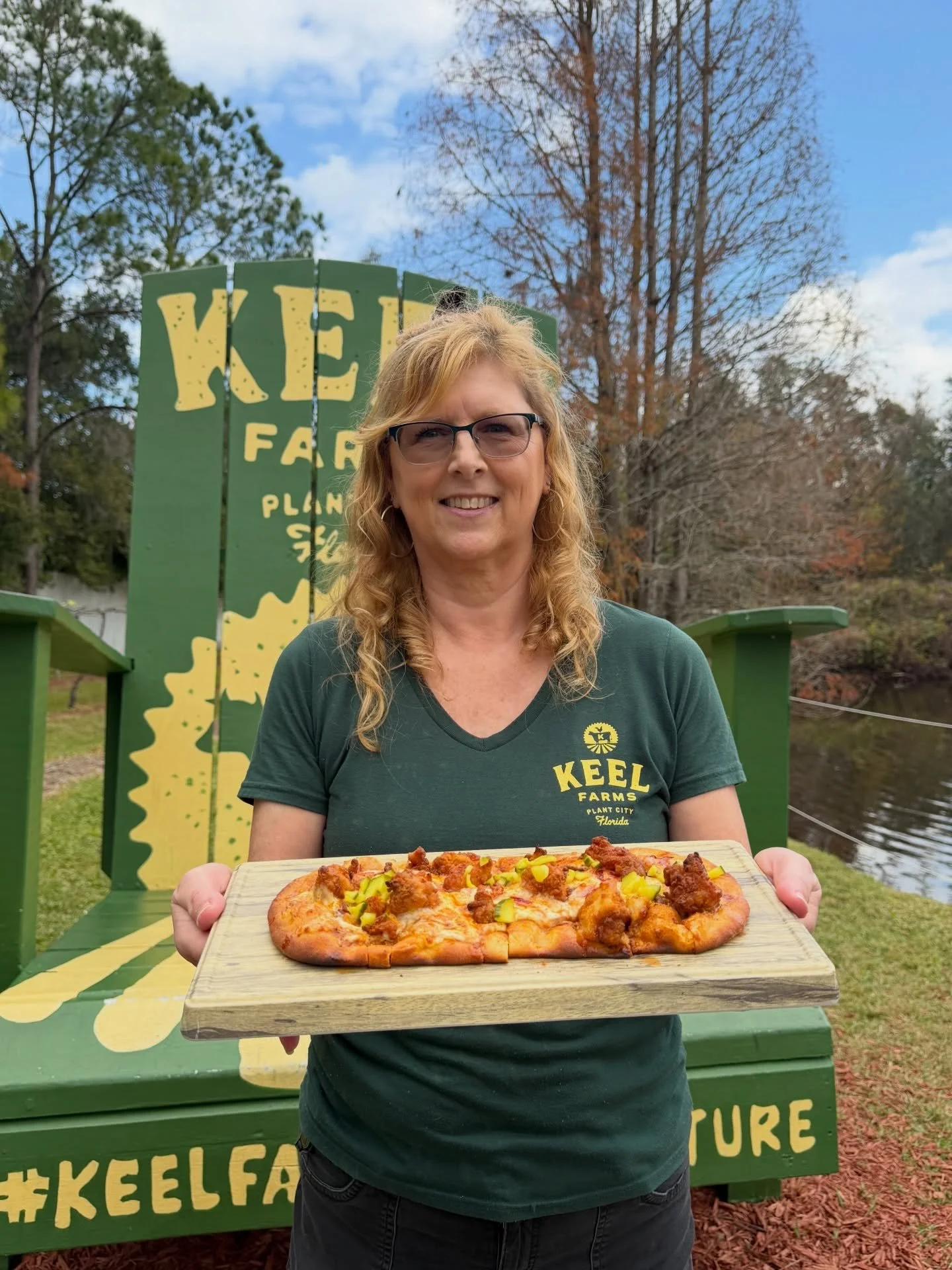 Meet Jen! When she&rsquo;s not leading tours, you&rsquo;ll find her enjoying one of her favorite menu items: the Nashville Hot Flatbread 🔥🍕

What&rsquo;s your go-to Keel Farms dish? 👇