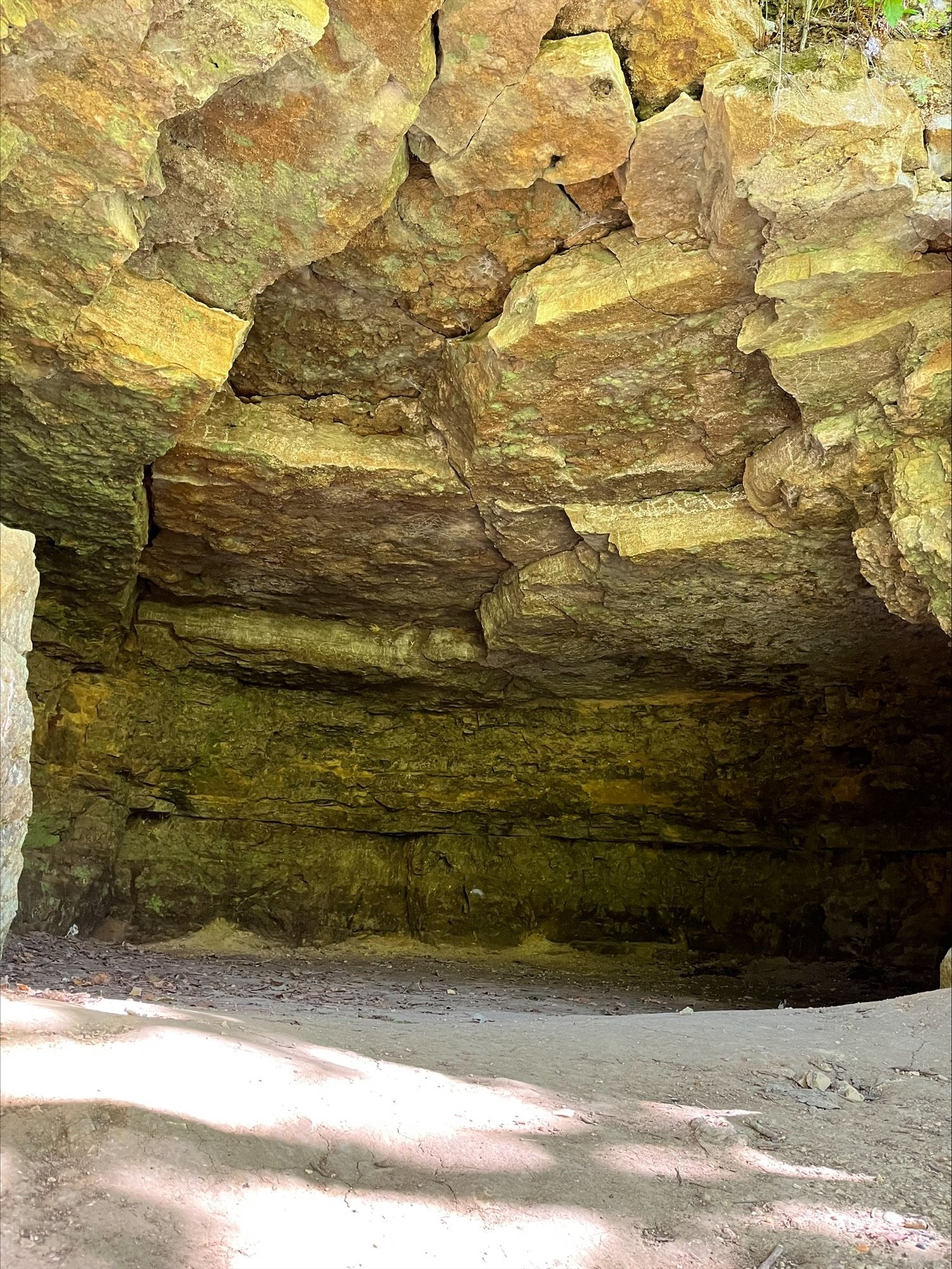 Starr's Cave inside cave.jpeg