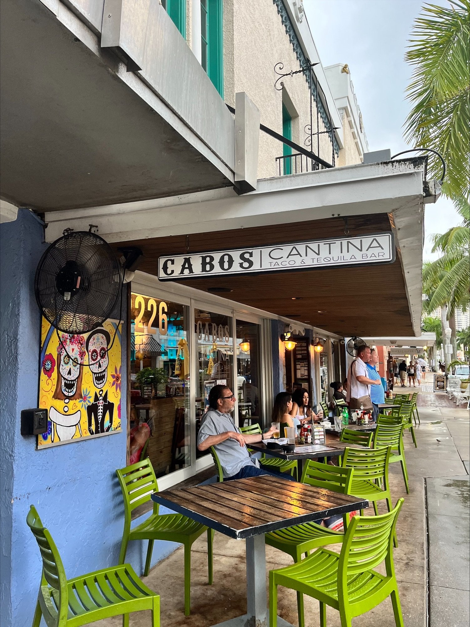 CABOS CANTINA TACO & TEQUILA BAR – Kearns Restaurant Group