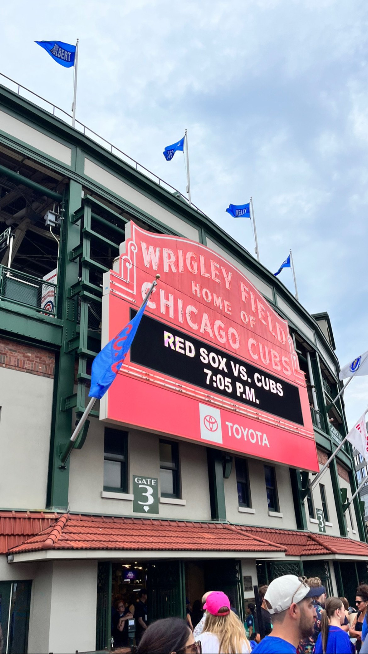 Wrigley Field Chicago Cubs vs Red Sox Illinois baseball.JPG