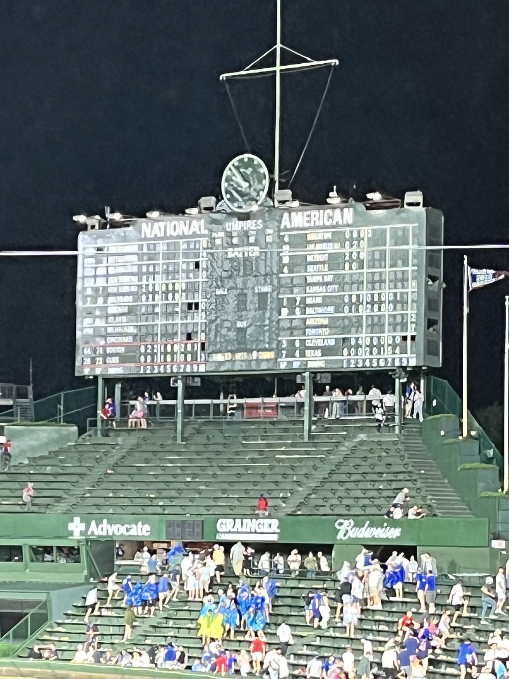 Wrigley Field manuel scoreboard Chicago Cubs.jpg