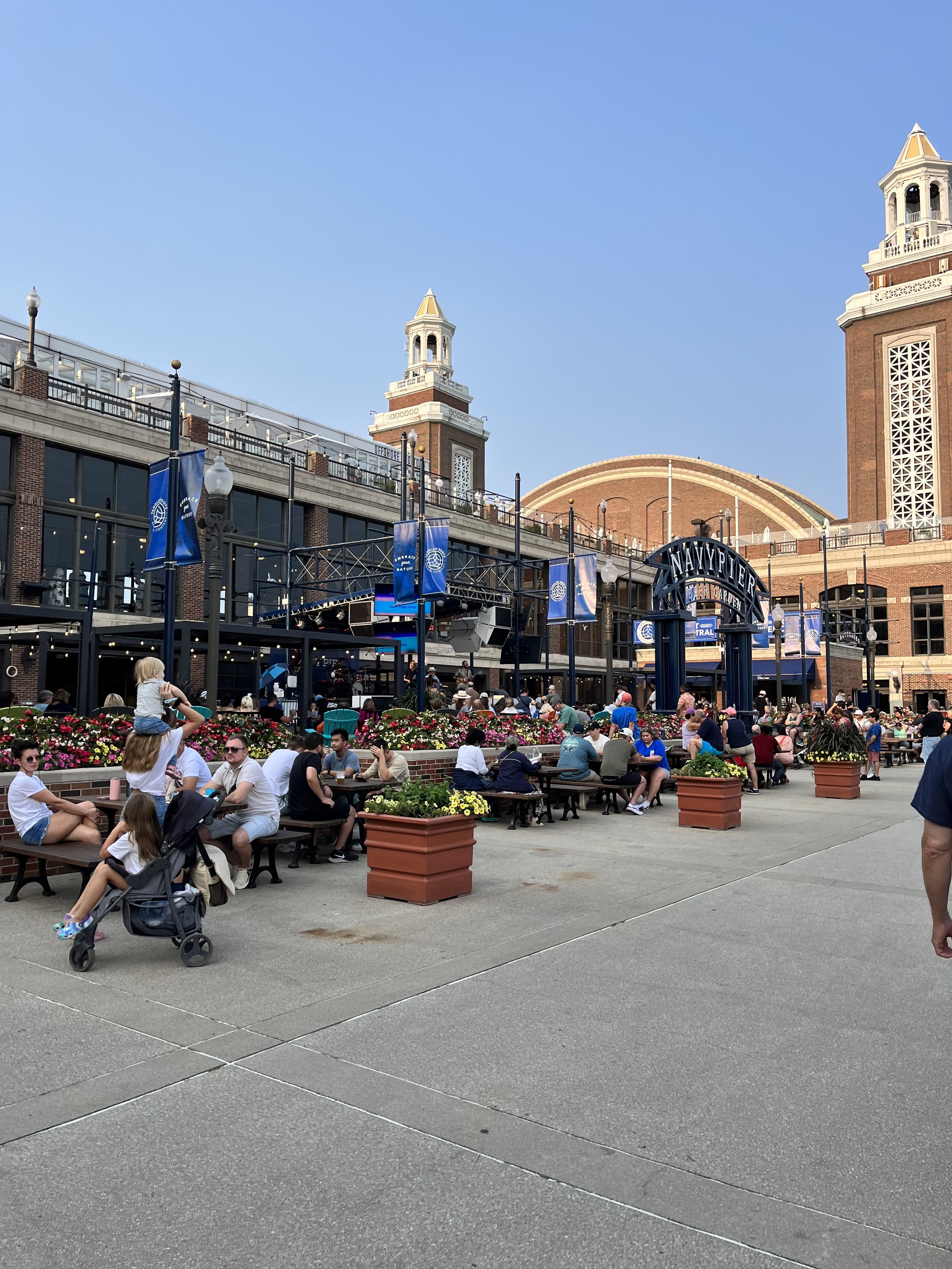 Navy Pier grounds Chicago Illinois.jpg