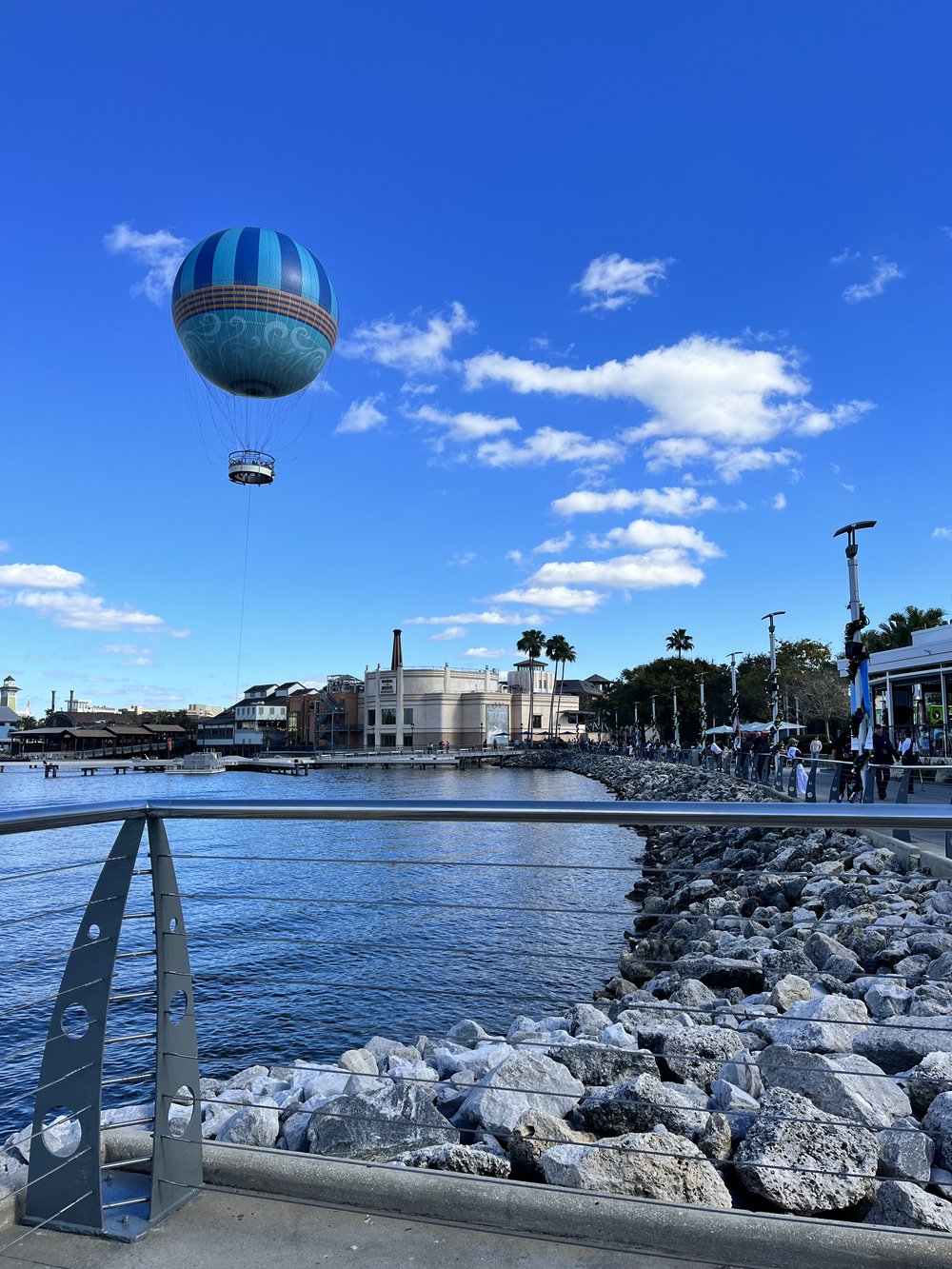 Disney springs hot air balloon.jpg