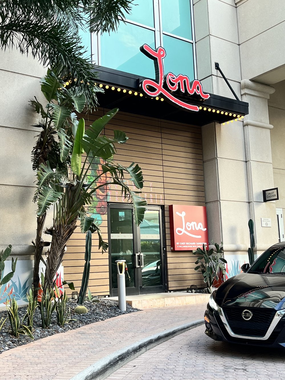 Lona Mexican restaurant Marriott Tampa Florida.jpg