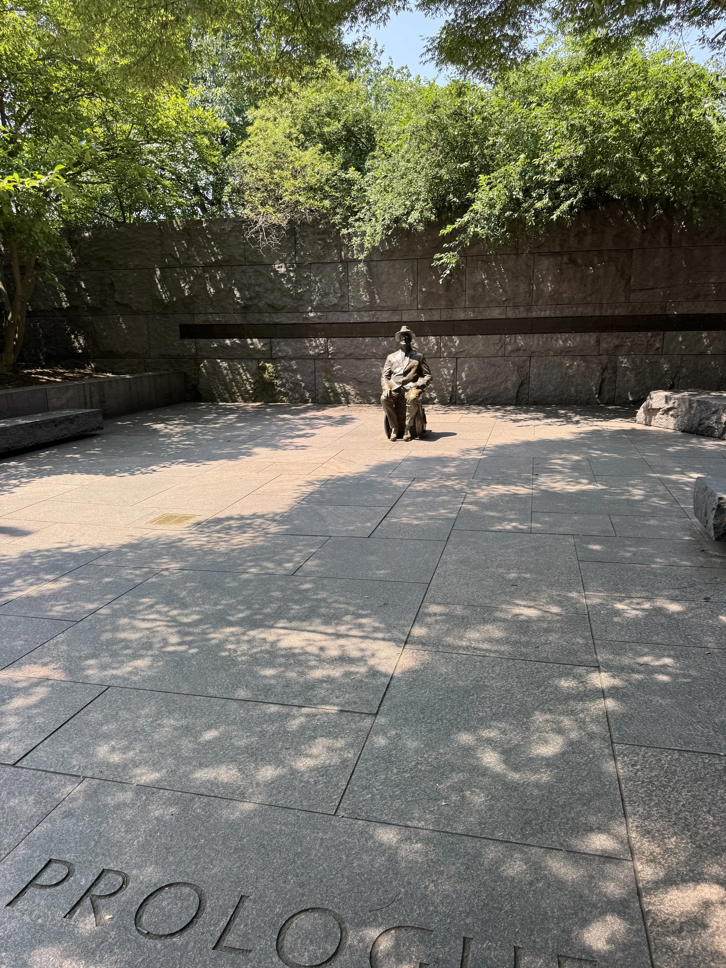 Franklin D Roosevelt Memorial terrier Fala Washington DC.jpeg