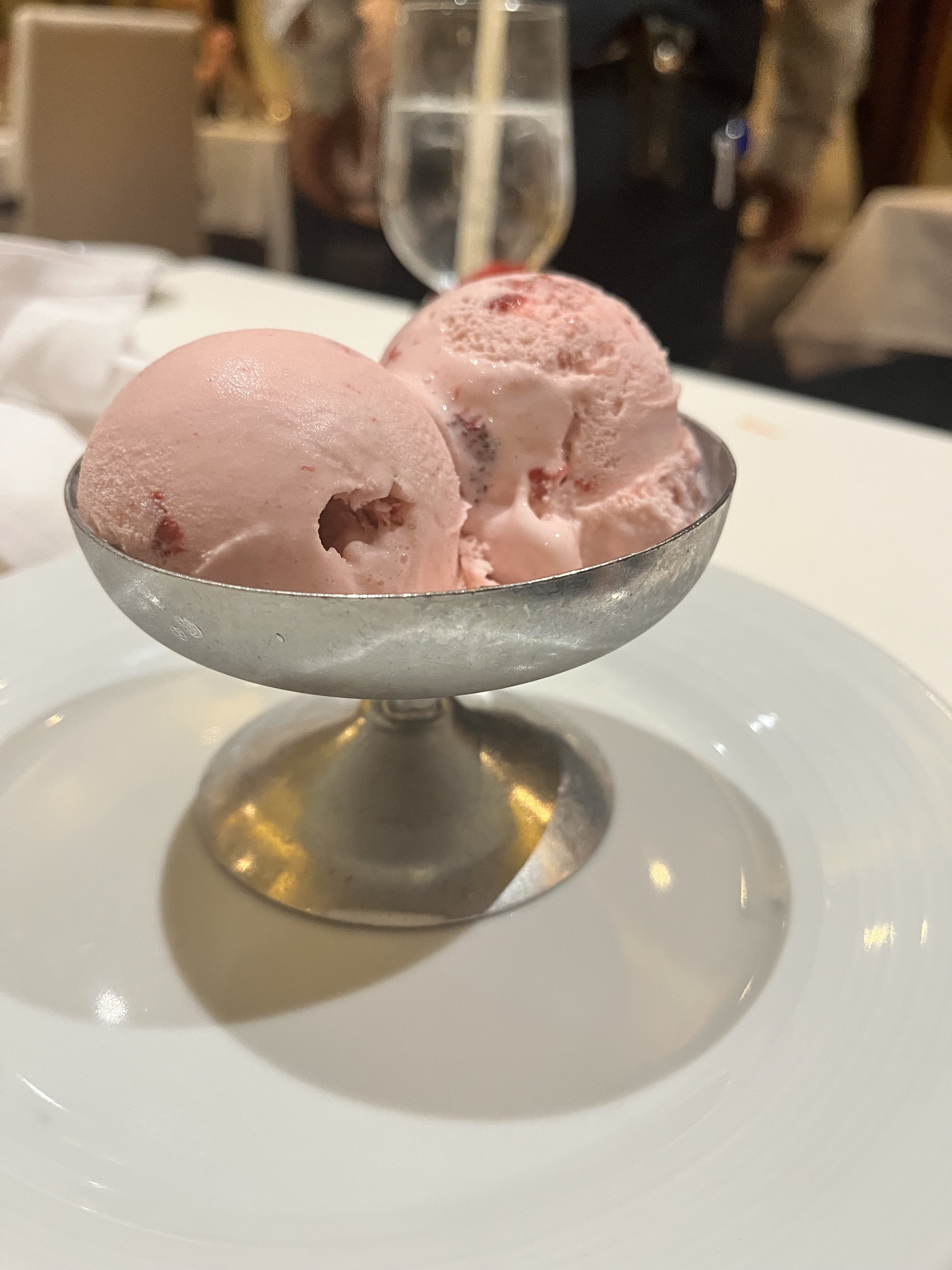 Strawberry ice cream Rembrandts Liberty of the Seas.jpg