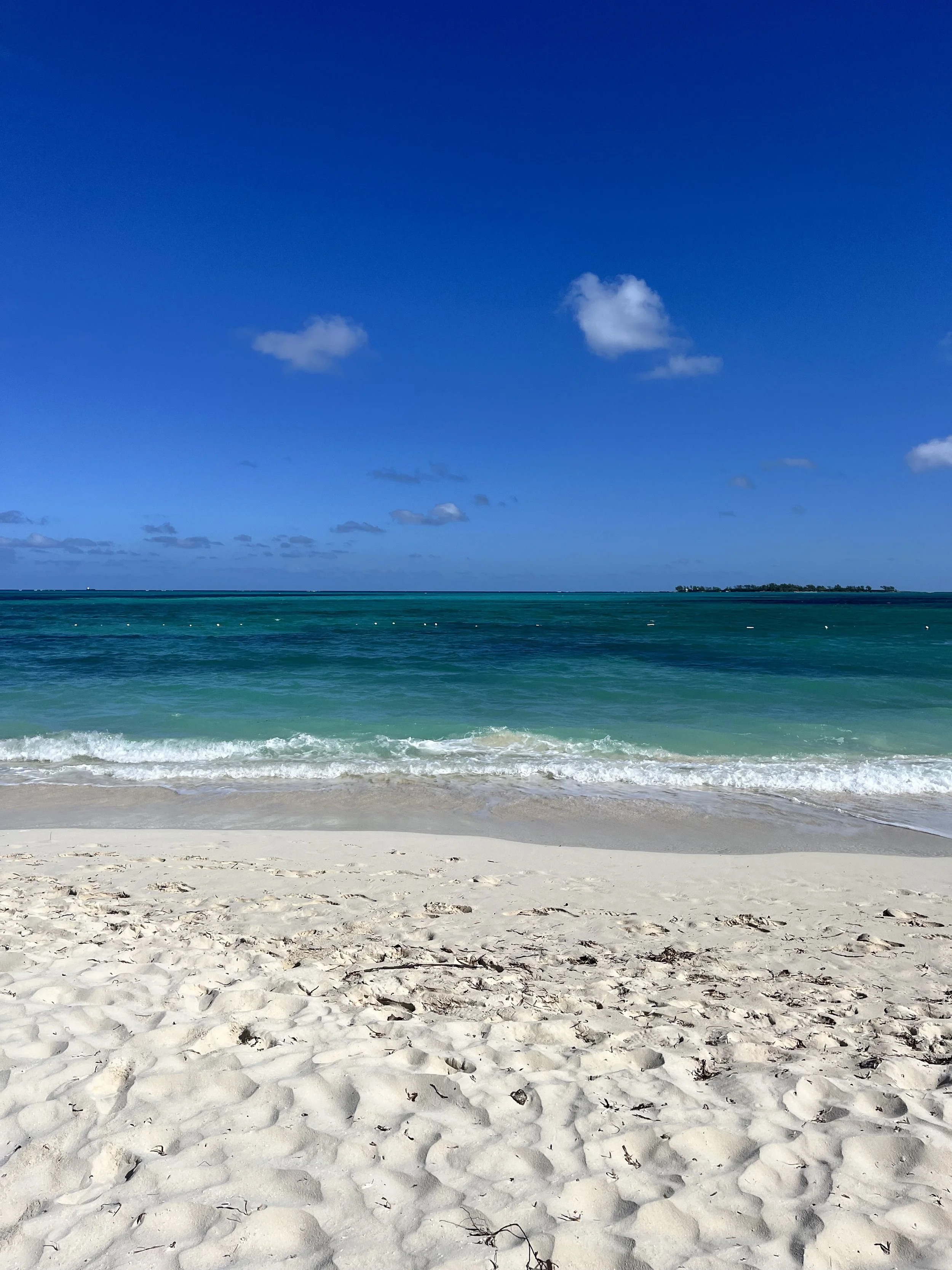 Nassau beach bahamas.jpg