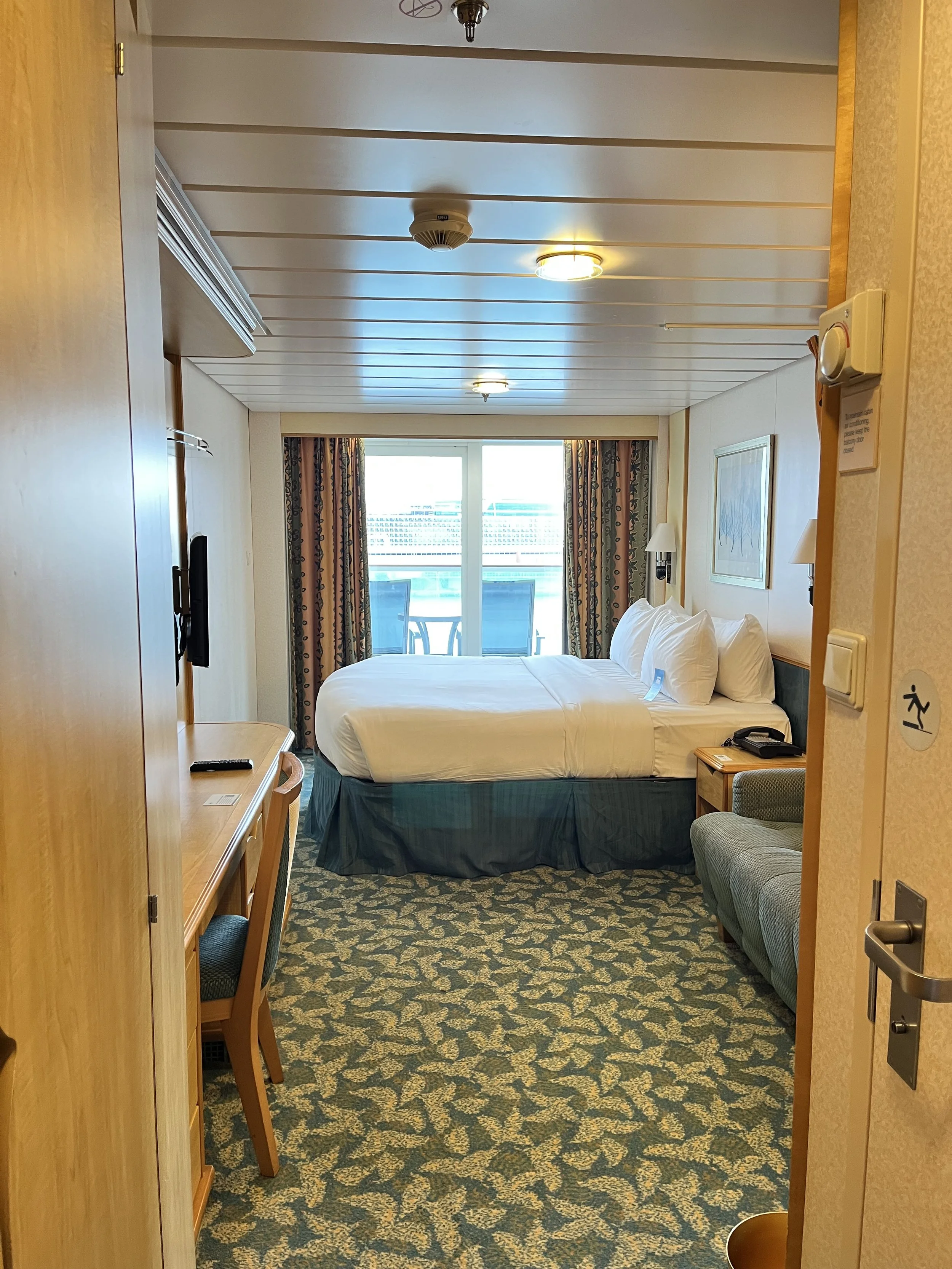 Liberty of the Seas balcony room royal Caribbean.jpg