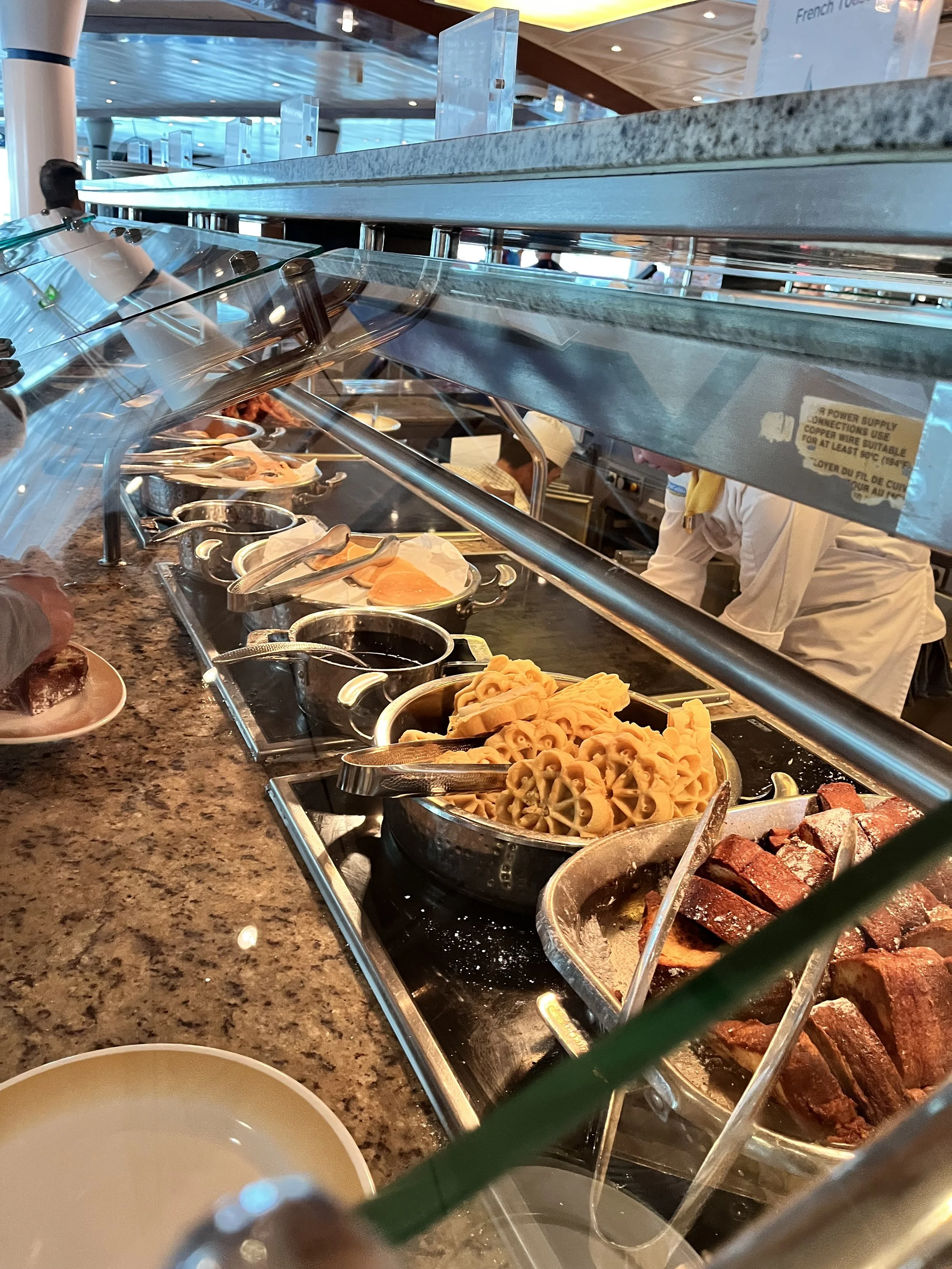 Windjammer buffet breakfast Liberty of the Seas.jpg