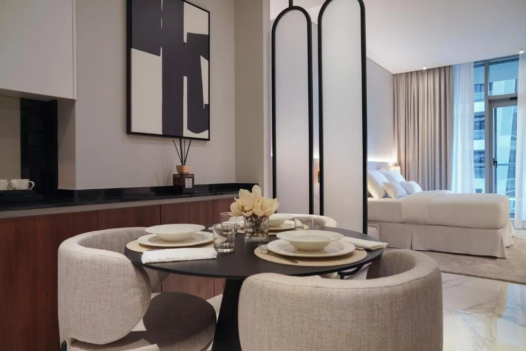 Lusso hometels Dubai.jpg