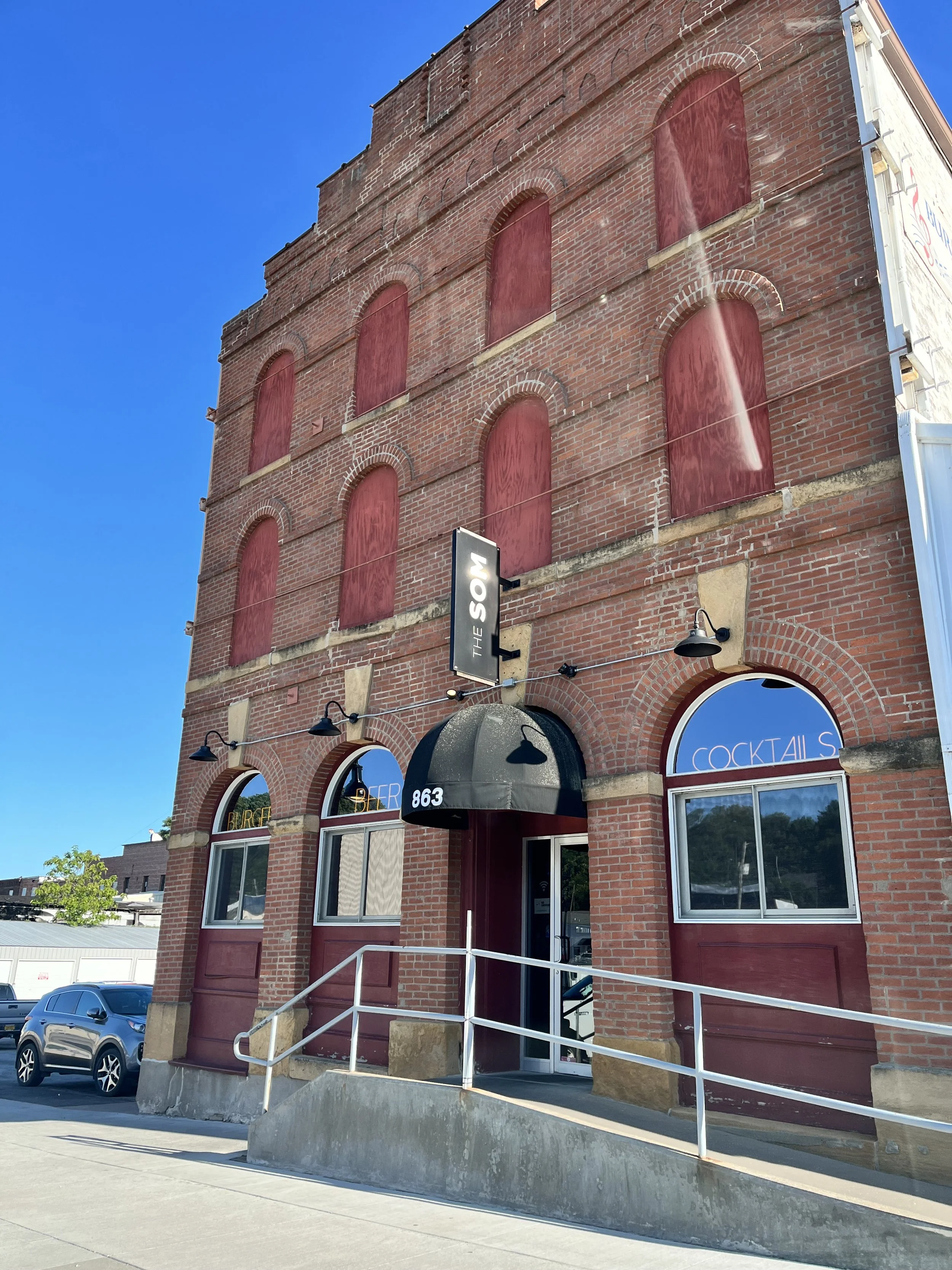 The Som Restaurant Burlington Iowa.jpeg