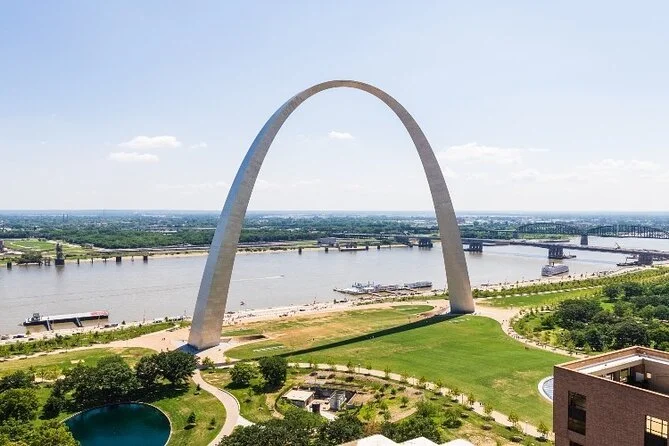 The Best View in St Louis at the Gateway Arch National Park — Adopting ...