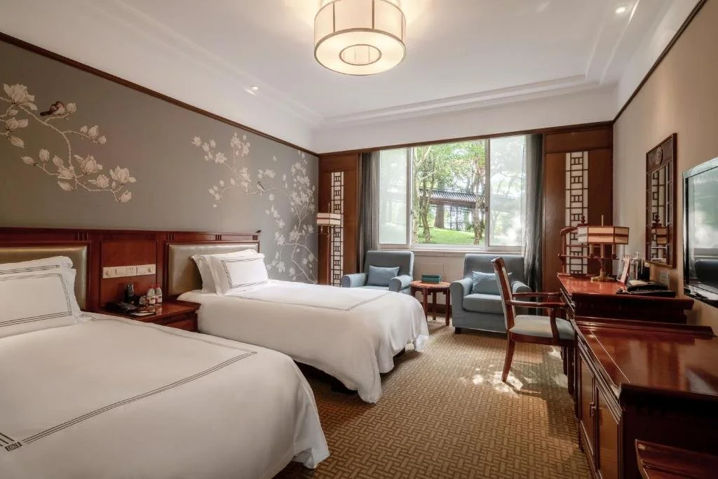 West Lake State House hotel