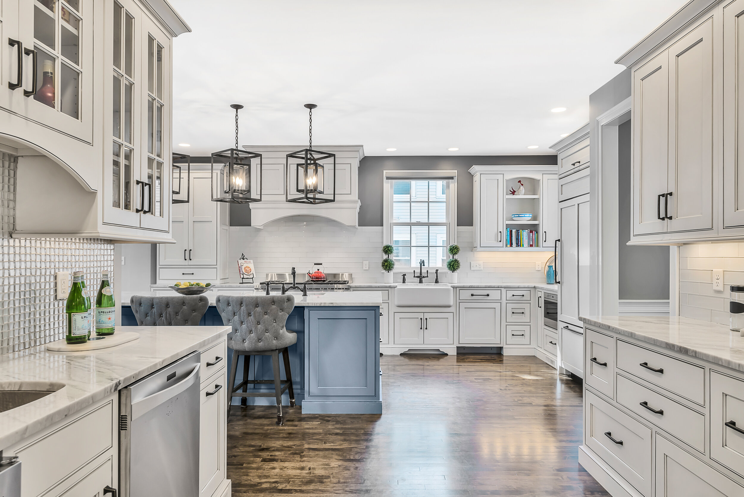 contemporary classic — BLONDIE CHIC Design