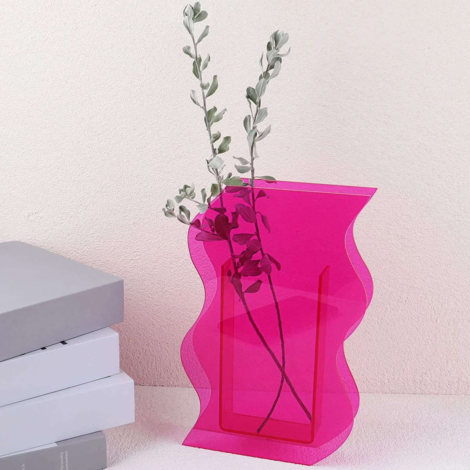 hotpinkacrylicvase.jpg