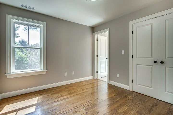 25_Bedroom2.jpg