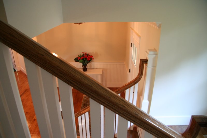 3W_StairIntoFoyer.jpg