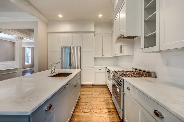 13_Kitchen-4.jpg