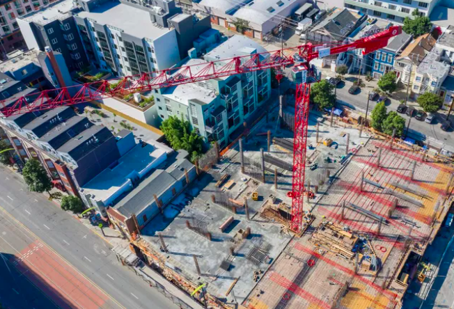 Hotter Than Ever, Construction Tech Still Has Plenty Of Flaws, Experts Say