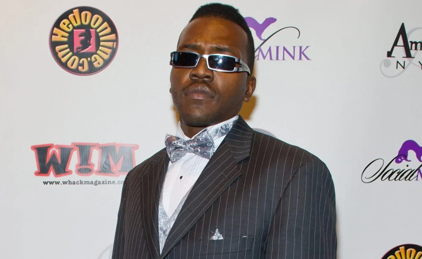 Moe Johnson Says Dogfart Director Ordered Racial Slurs for Money Shot (XBIZ)