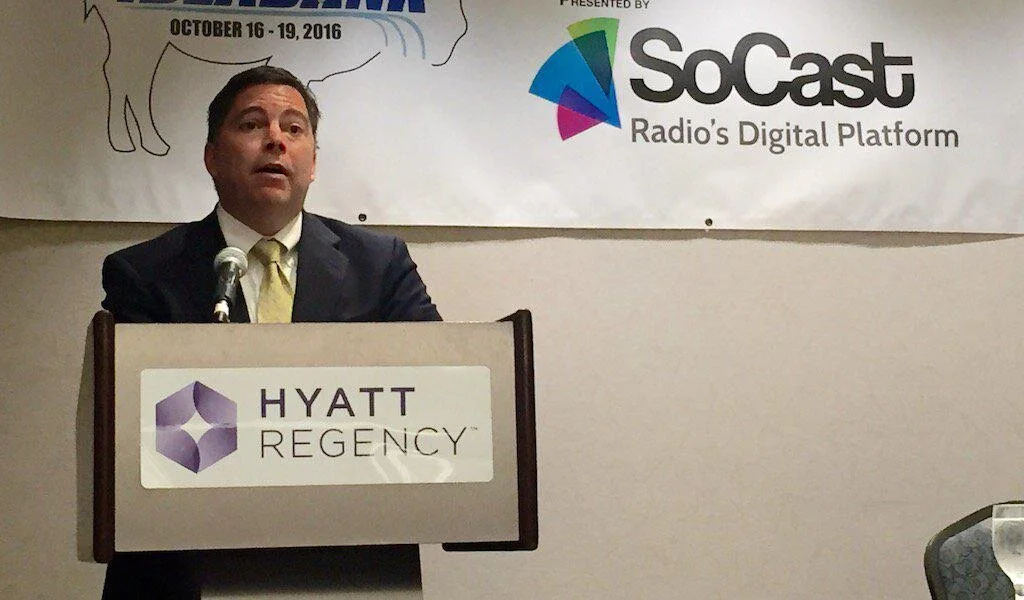 FCC Commish Says Community-Run ISPs Pose Threat to Free Speech (AVN)