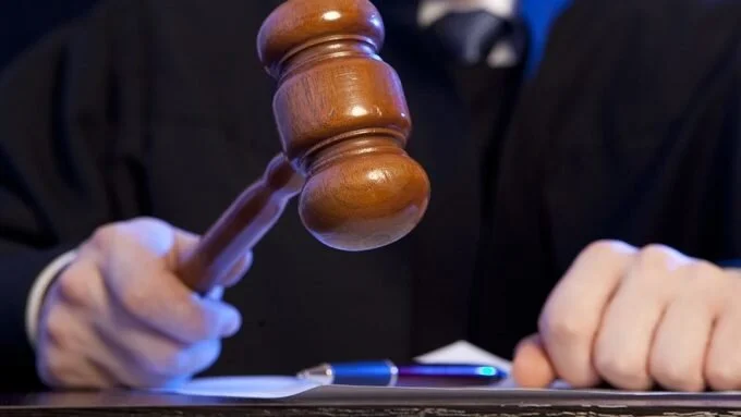 gavel.jpg