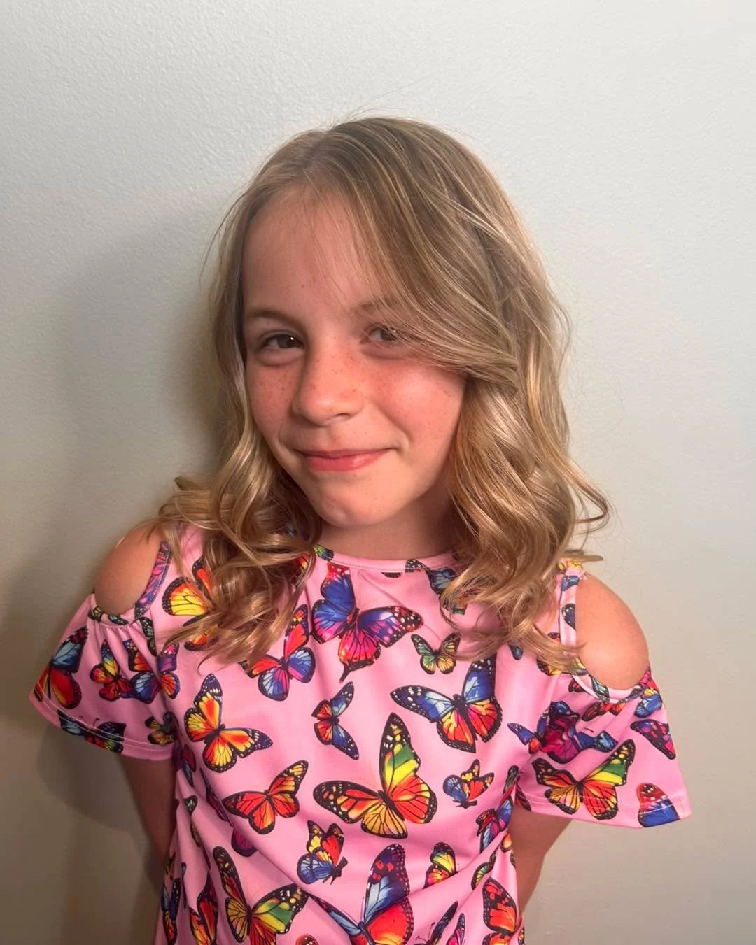 Butterfly beauty π¦β¨ This soft and bouncy style by Taylor is just as sweet as her smile! Perfect curls for a picture-perfect day π
πΈ Stylist: taylorspencehair πΈ
#StyledByTaylor #SalonAllureHSV #KidHairMagic #ButterflyVibes #HuntsvilleHair