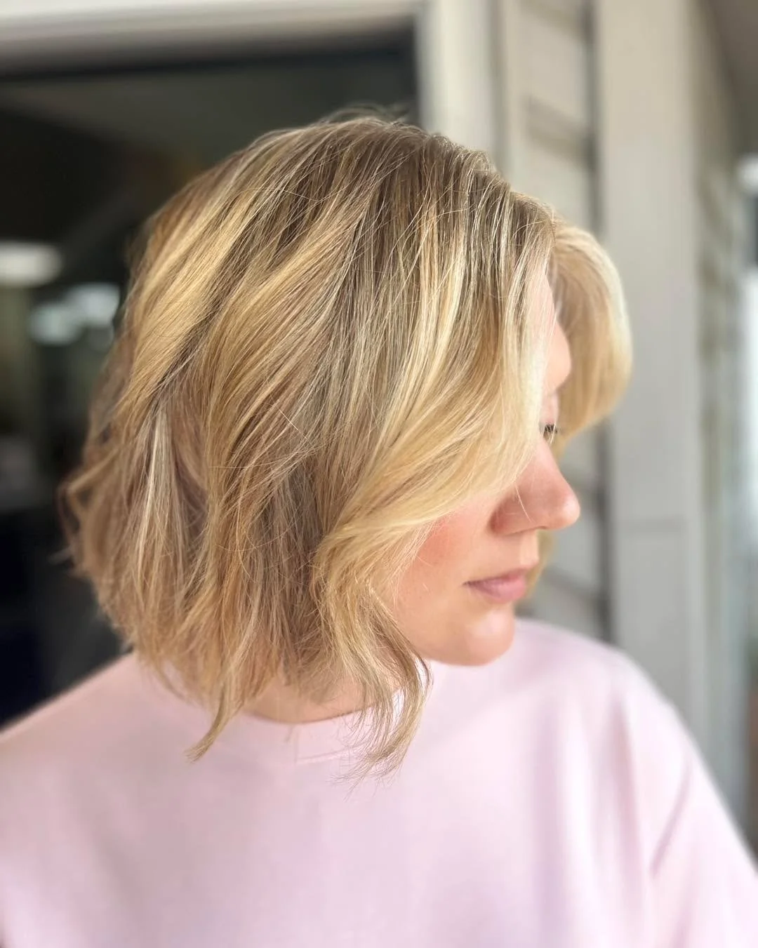 βοΈ buttery blonde & lived-in luxe βοΈ
Taylor created this dreamy, low-maintenance bob with soft dimension and all the golden light-catching vibes β¨
π· effortless, airy, and totally that girl
book now with Taylor at Salon Allure π«
π₯ Stylist: tay