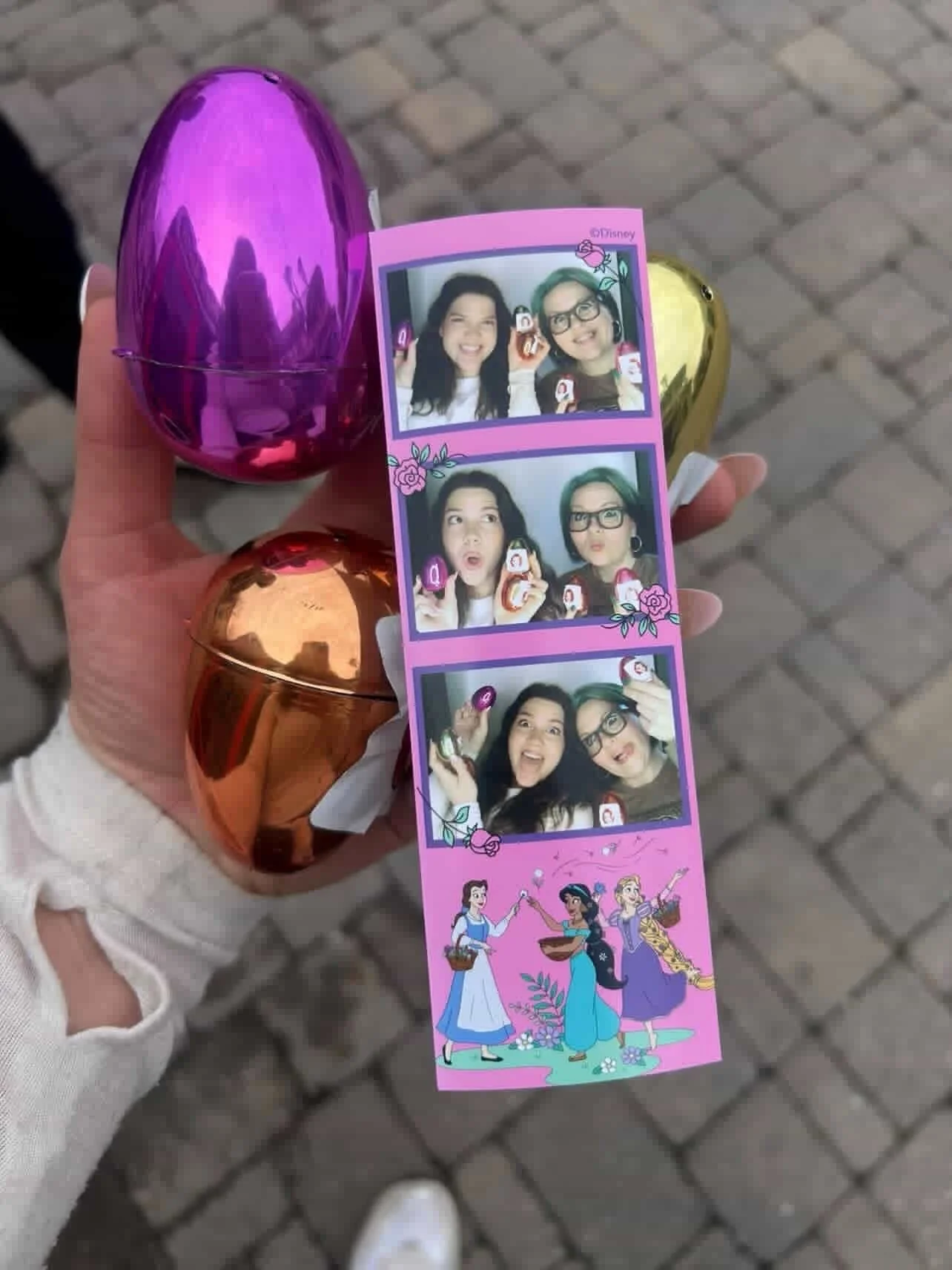 There are still eggs hiding around town 👀✨
Each one is filled with a special salon coupon! Have you found yours yet? 🐣 
Keep your eyes open&hellip; you never know where one might be 💛
Don&rsquo;t forget to tag us when you find one!