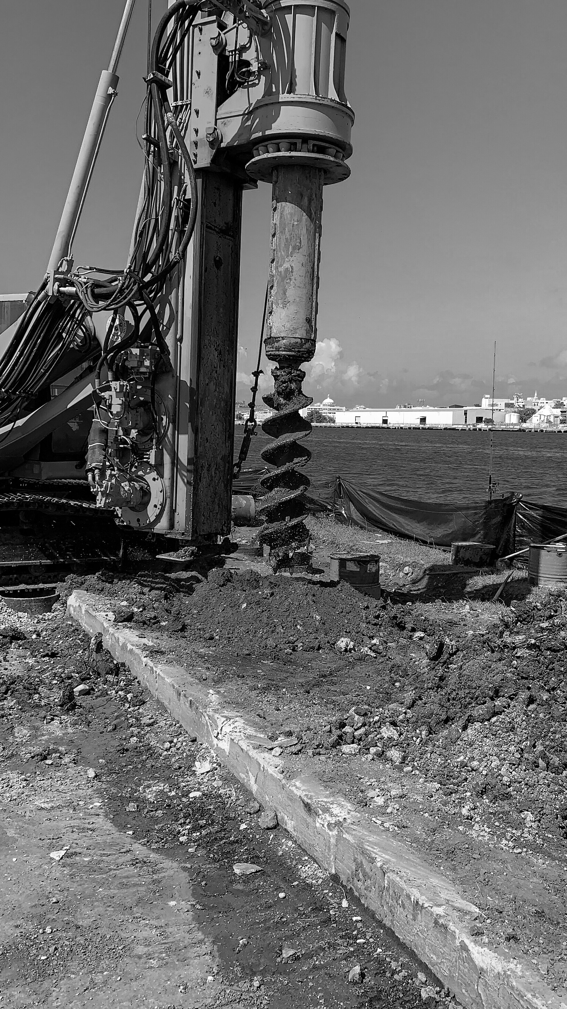 auger cast piles2-2.jpg