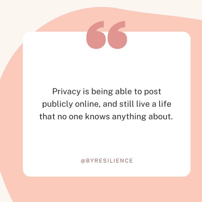 Is it really possible to take your personal and family privacy into account and still live life in the social media spotlight? We say, yes! With a few tips and tricks, you can consciously share your life - creating an online profile your future self 