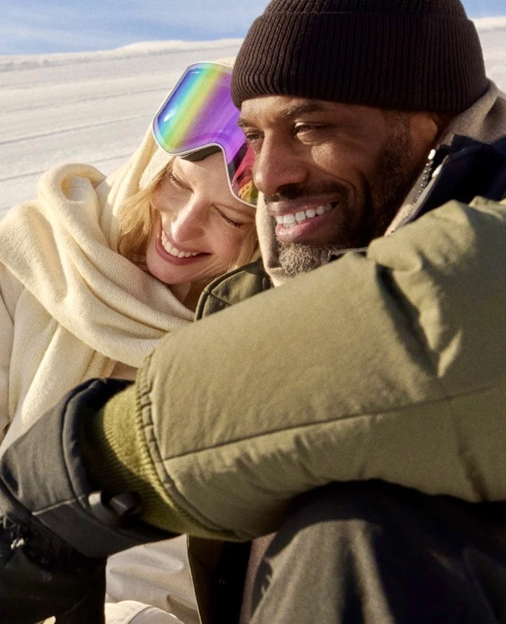 range rover cuddle couple shot sitting .jpeg