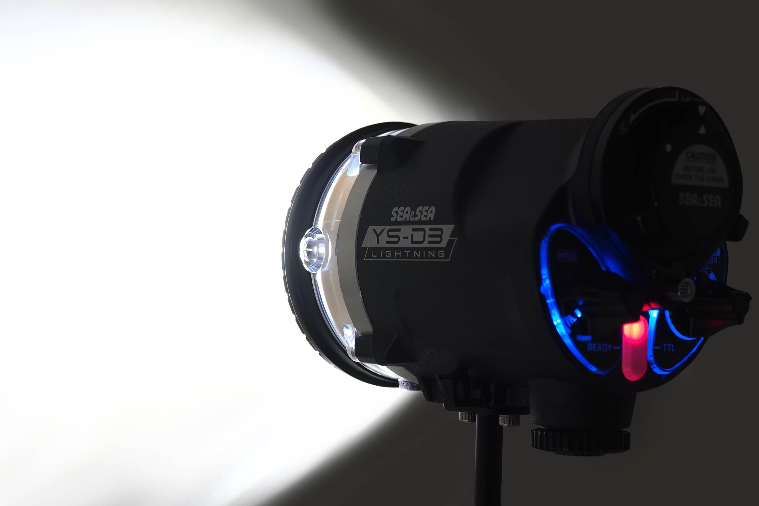 Sea & Sea YS-D3 Lightning Strobe VII.jpeg
