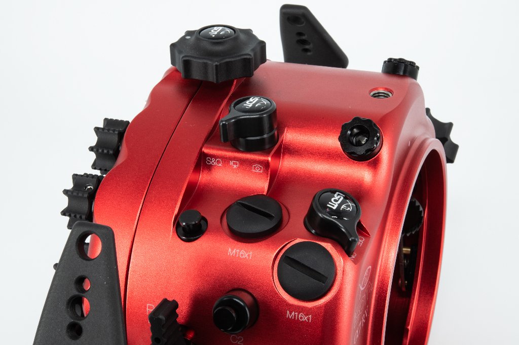 Alpha7R-V-15.jpg