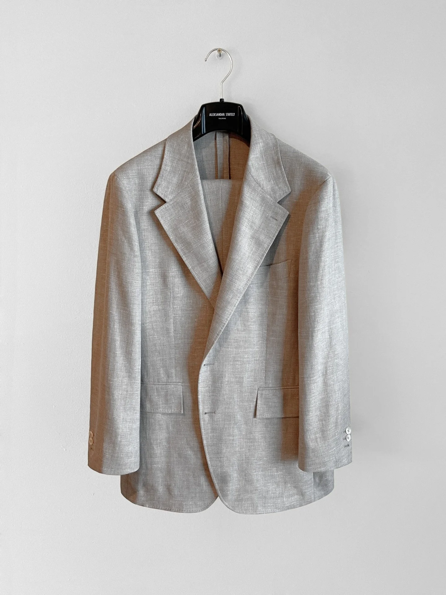 A light, soft-structured made-to-measure jacket crafted from a wool&ndash;silk&ndash;linen blend, featuring our signature notch lapel.