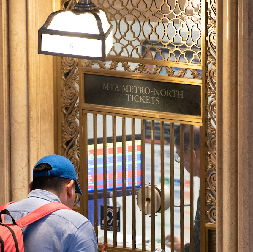 NYC Grand Central Station Nikon D810 185mm (70-200mm) 1/40 f3.2 ISO 1250