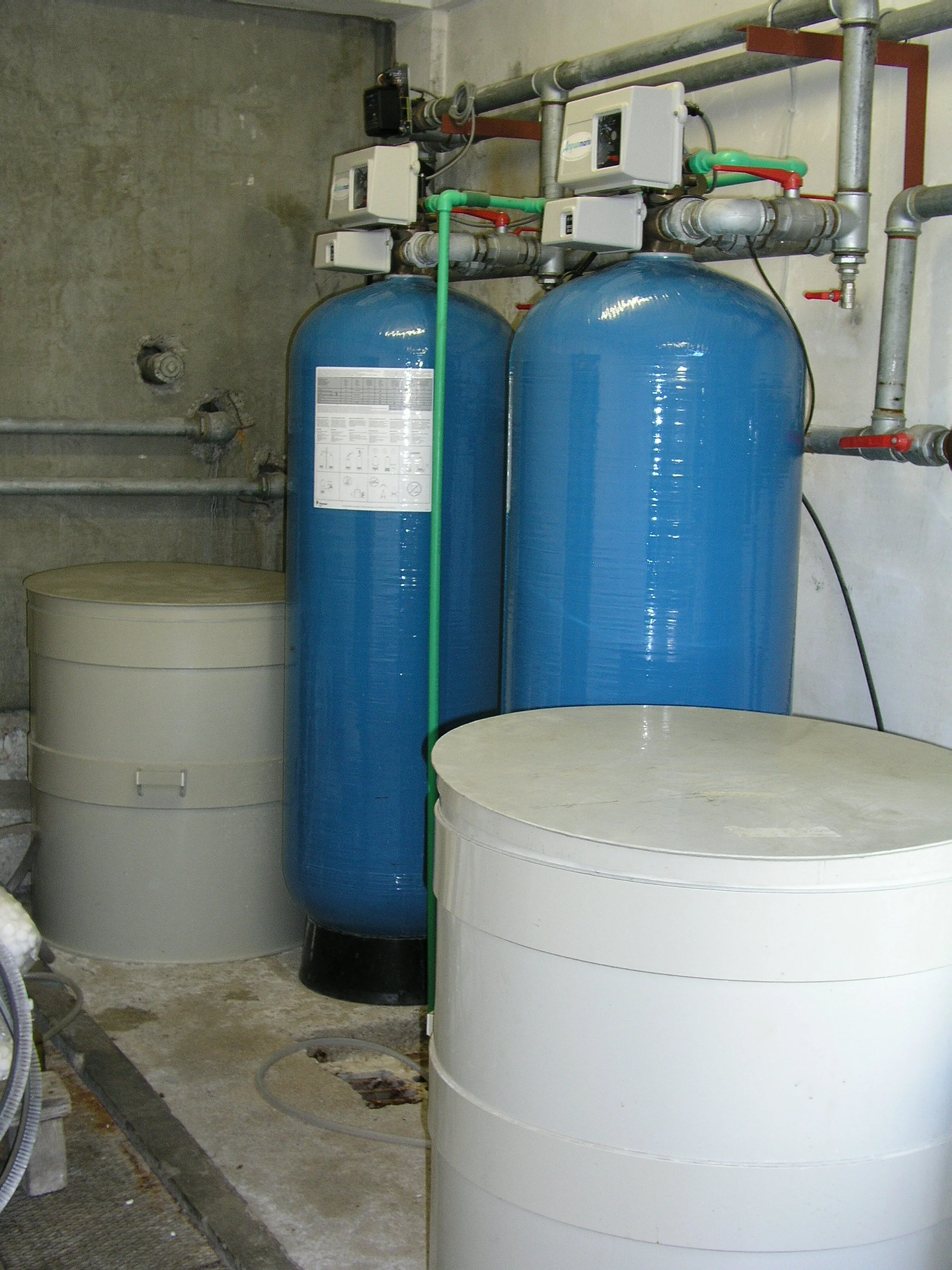 TURISTHOTEL d.d.: Centralna praona rublja grada Zadra - Omekšavanje tople/hladne vode praone; 2x18 m3/h