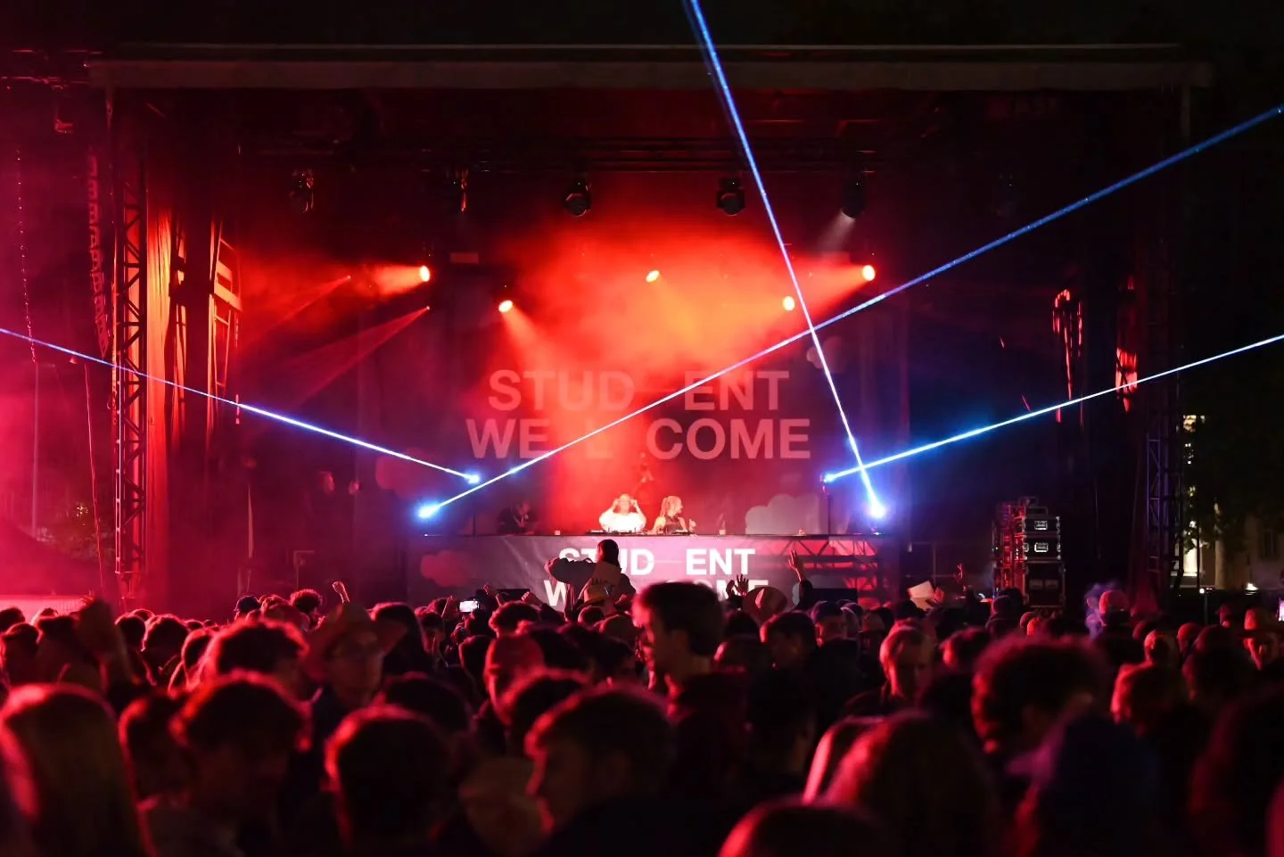 De eerste foto's zijn gearriveerd 📸
Check het volledig album op onze facebookpagina!

~~~~~~~~~~~

The first pictures have just arrived 📸
Check out the full album on our facebook page!

📸 @capture_charlotteh 

#bruggestudentenstad #studentwelcome 