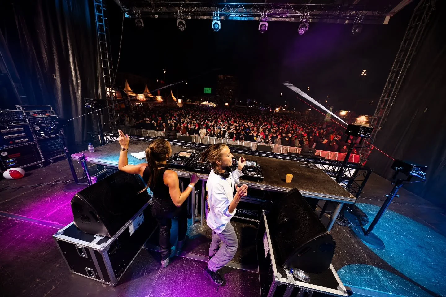 Laatste deel foto's just arrived, check het volledige album op onze facebookpagina! 📸✨️

~~~~~~~~~~~~~~

Last set of pictures just dropped, check out the full album on our facebookpage! 📸✨️

📸 by Mathieu Aras
@keepthemoment.eu @i.am.legend.__

#br