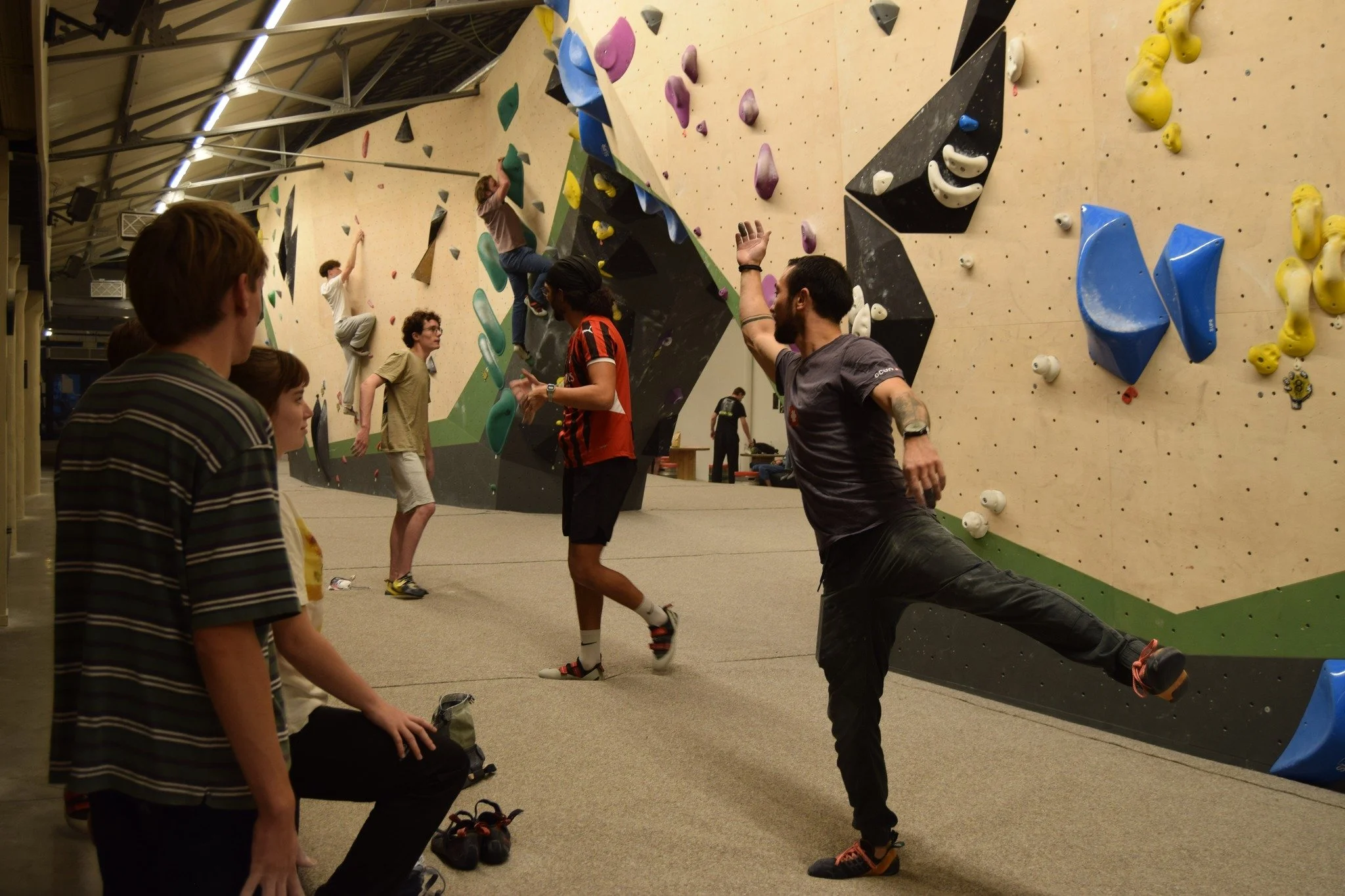 De foto's van de Start To Boulder afgelopen dinsdag zijn gelandt!🤩👌 Check het volledige album via onze facebookpagina 
~~~~~~~~~~~~~~
The photos of our Start To Boulder from last Tuesday have landed! 🤩👌 Check the full album via our facebook pag