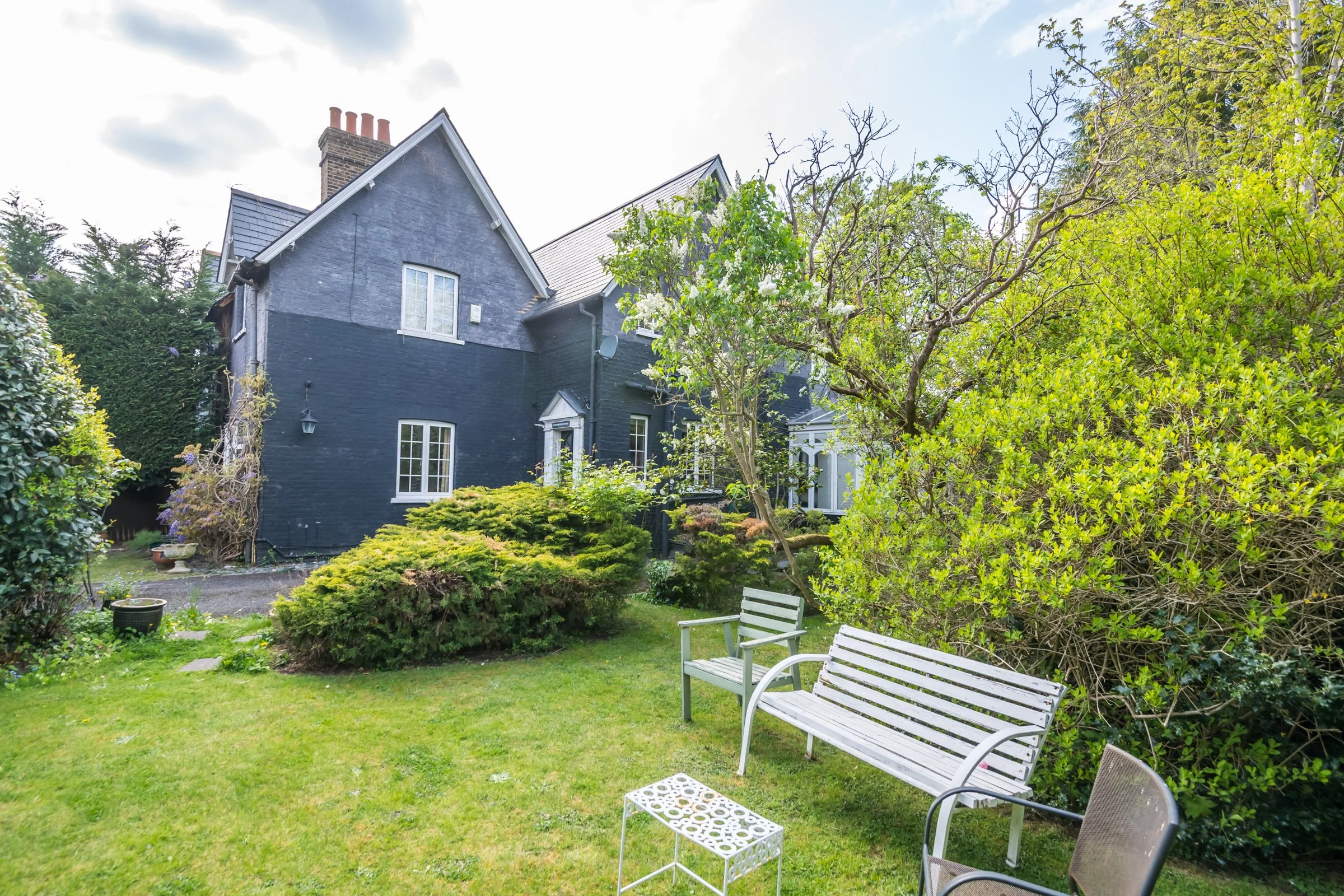 4 Cambridge Ave-4.jpg