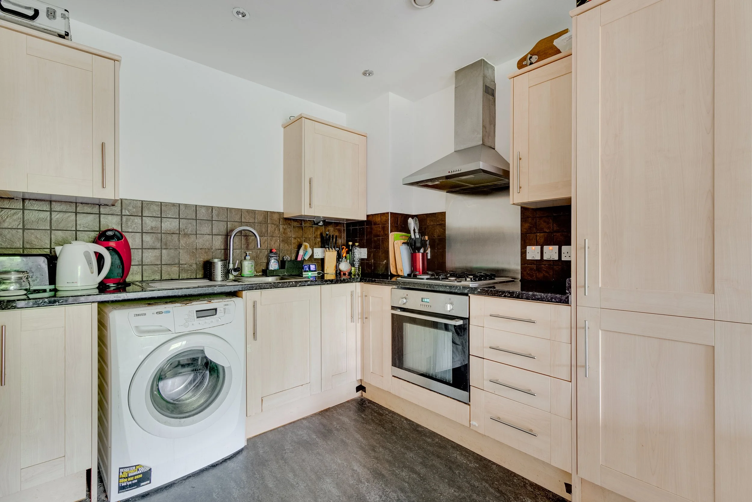 41 Beeton Way, Se27 - 9.jpg