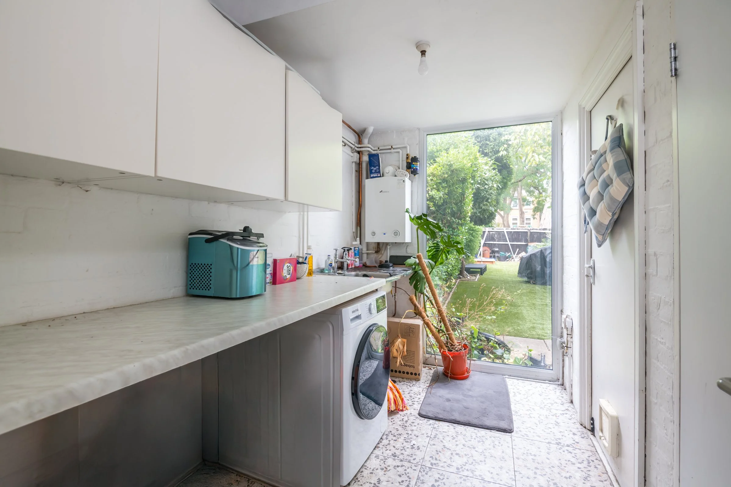 105 Hamilton Road-18.jpg