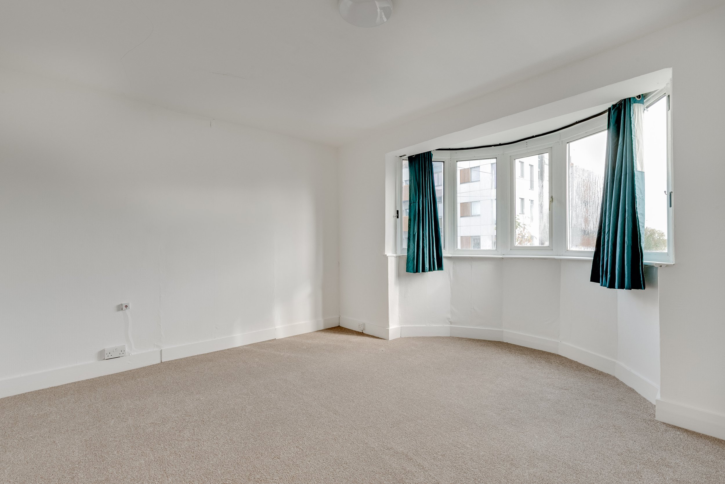 14 Cargreen Road, SE25 -11.jpg