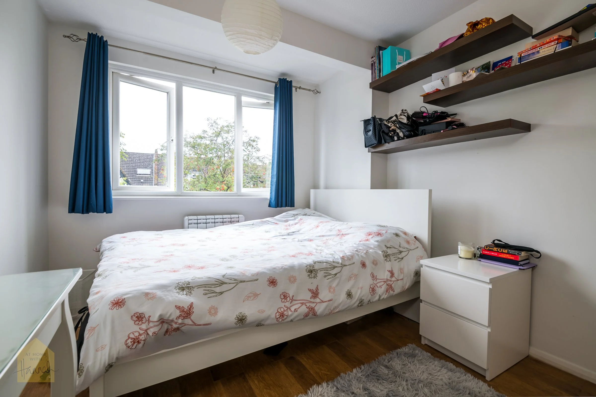 12 Holmes Court-4.jpg