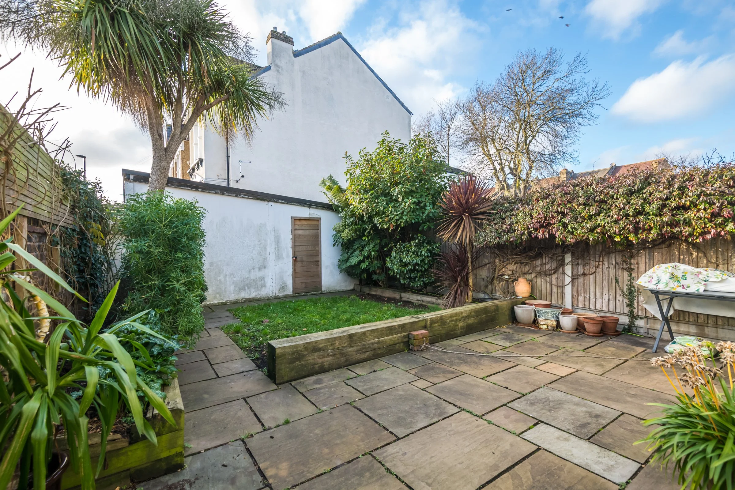 28d Whitworth Road-3.jpg