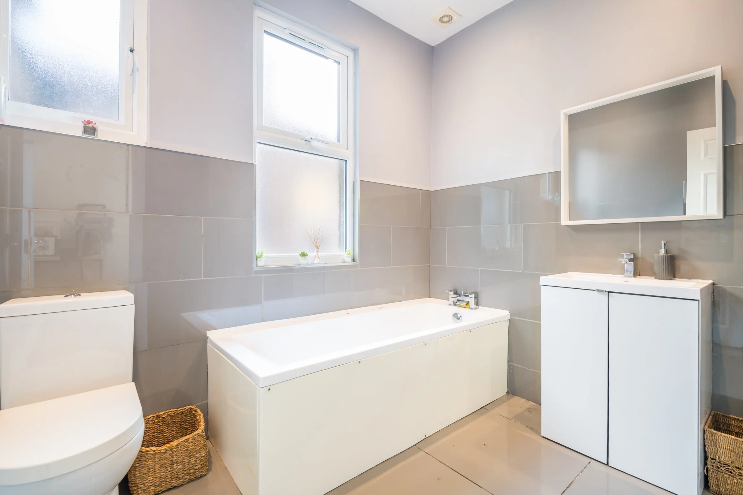 Flat 2, 55 South Norwood Hill-10.jpg