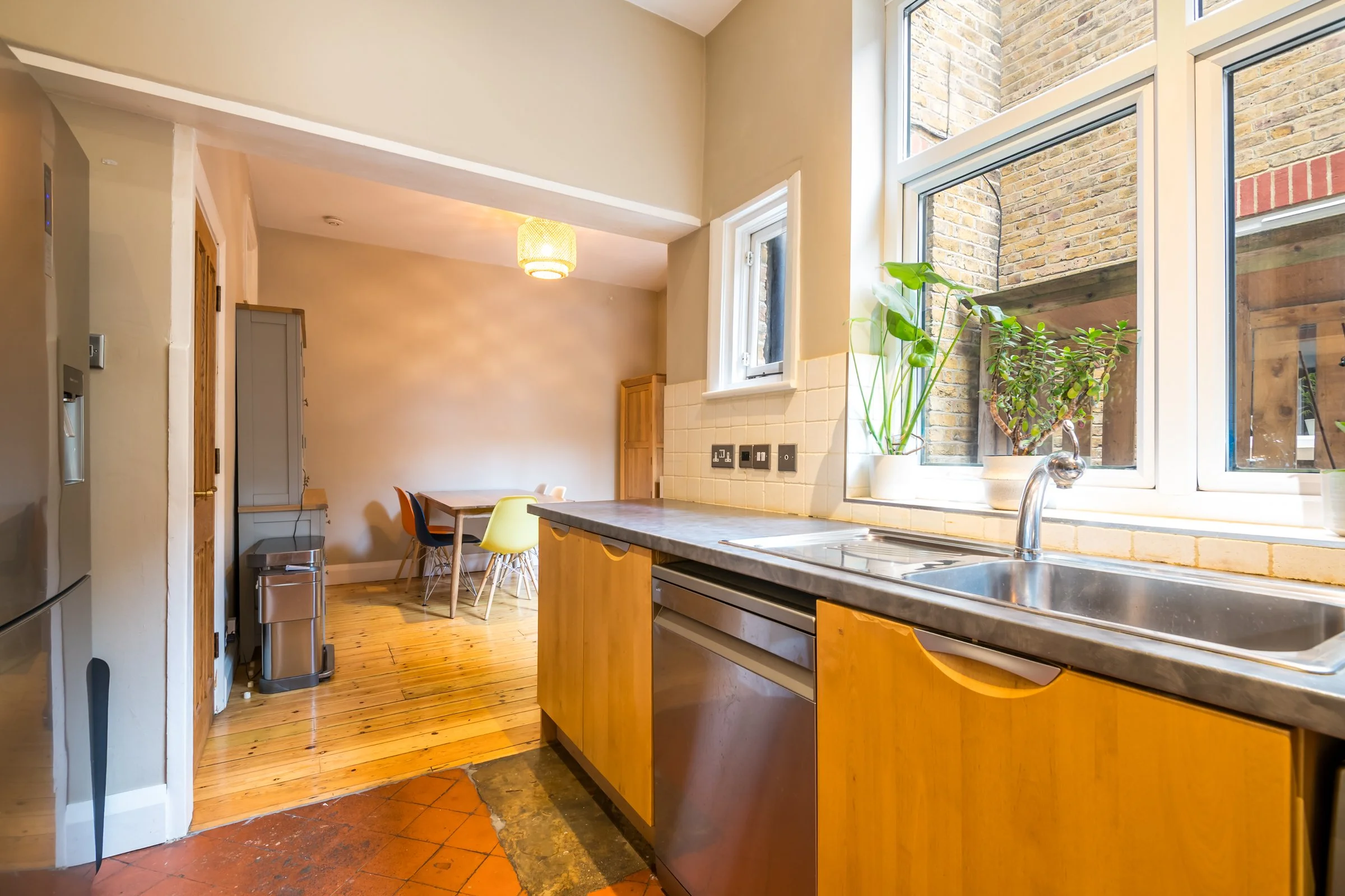 6 Knollys Road-22.jpg