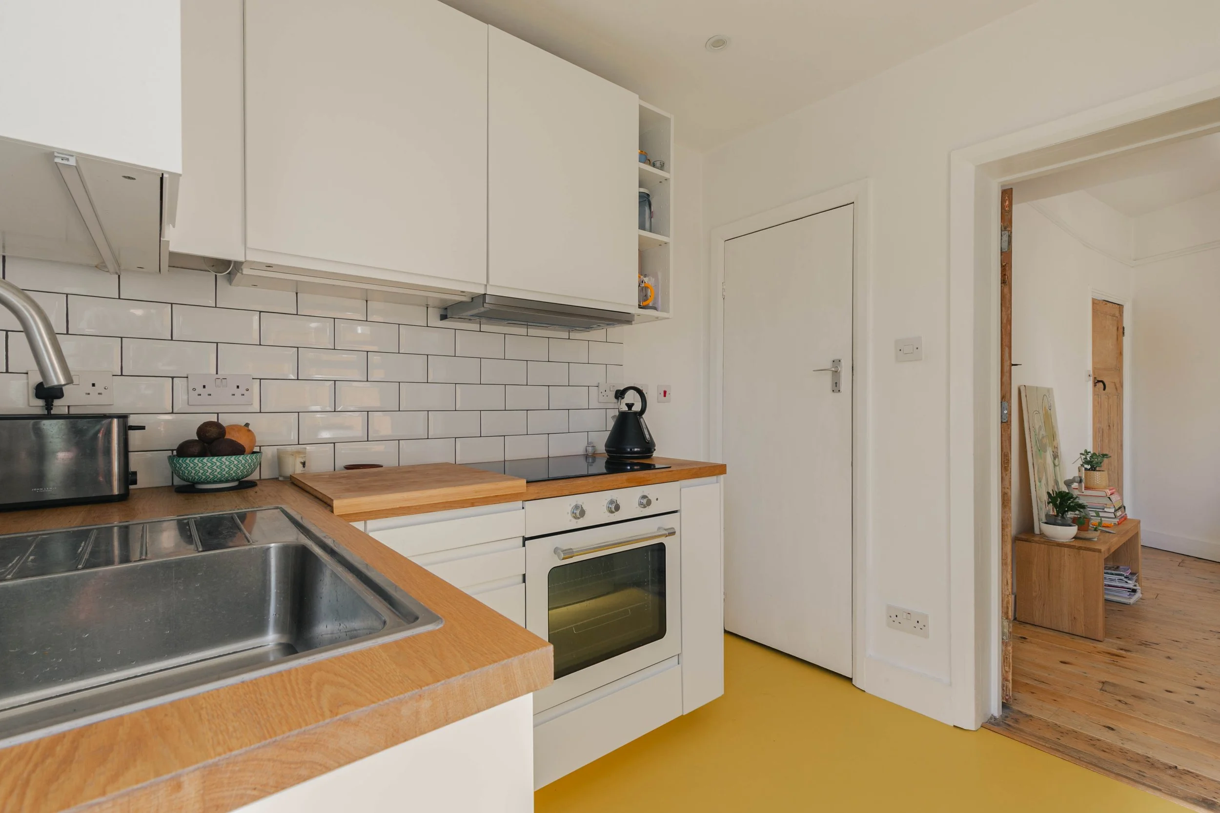 7 Kimberley Road, CR0 - 8.jpg