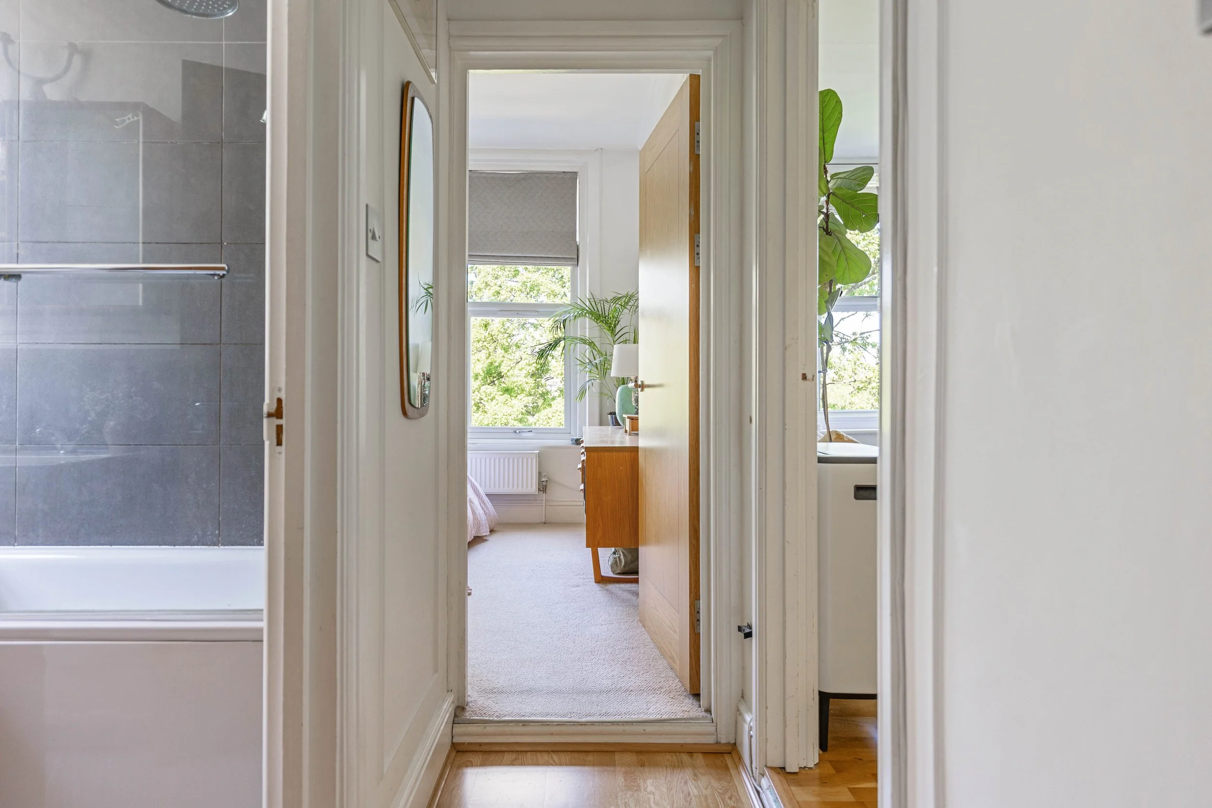 Flat 4, 20 Lunham Road, SE19 - 5.jpg